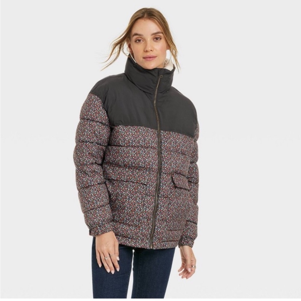Universal Thread Gray Floral Puffer Jacket